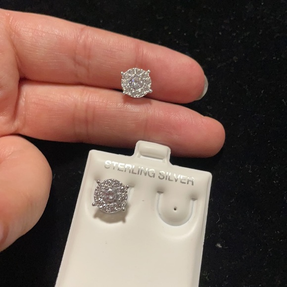 🇮🇹 Silver 925 Zirconia Stud Earrings - Picture 4 of 5